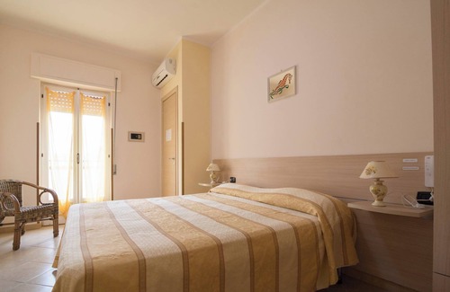 Isola di Capo Rizzuto Hotel | Hotel Florida Capo Rizzuto