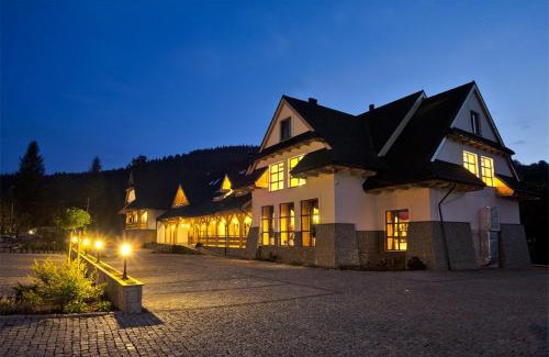 Poreba Wielka Hotel | Hotel Górski Raj