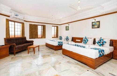 Surat Hotel | HOTEL GALAXY SURAT