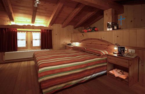Sauris di Sotto Hotel | Hotel Garni Plueme