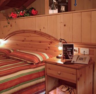 Sauris di Sotto Hotel | Hotel Garni Plueme