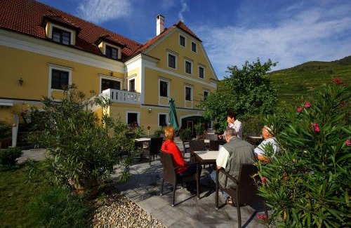 Spitz Hotel | Hotel garni Weinberghof & Weingut Lagler