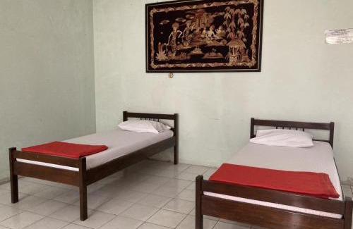 Banjarnegara Hotel | Hotel Garuda Syariah near Alun Alun Banjarnegara