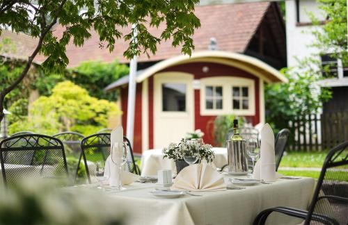 Schopfheim Hotel | Hotel-Gasthaus Adler