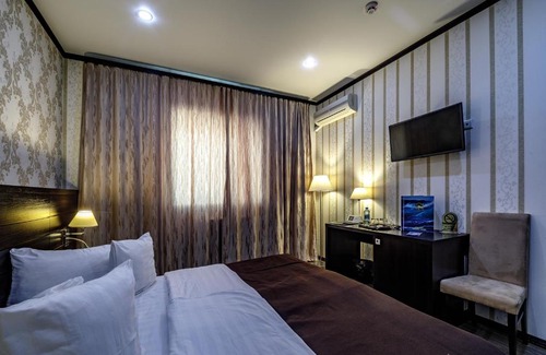 Northern Administrative Okrug Hotel | Hotel Gold Shark