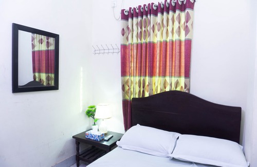 Dhaka House | Hotel Green Garden - Couple Room - Non AC
