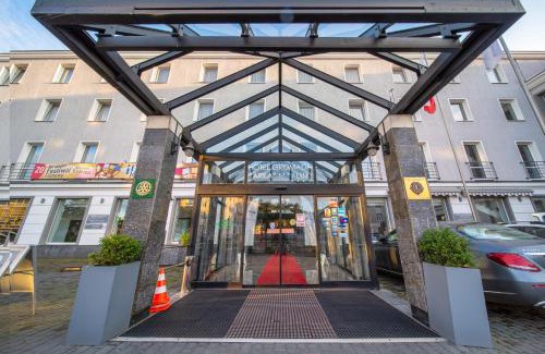 Koszalin Hotel | Hotel Gromada Arka Lux