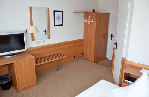 Steinen Hotel | Hotel Höllsteiner Hof