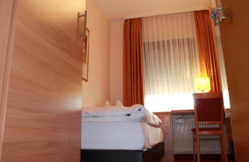 Sachsenhausen Hotel | Hotel Hübler