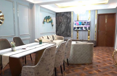 G-7 Sector Hotel | Hotel Heaven Heights