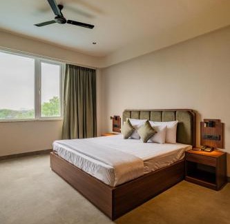 Behror Hotel | Hotel Highway King Neemrana