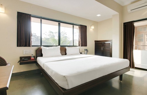 Surat Hotel | Hotel Hospice