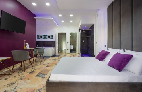 Pozzuoli Bed & Breakfast | HOTEL IBISCO SUITES & RELAX