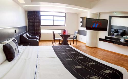 Tlalnepantla de Baz Hotel | Hotel Ibiza Plaza