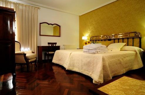 El Burgo de Osma Hotel | Hotel II Virrey