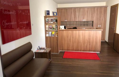 Isenbuttel Hotel | Hotel Isenbütteler Hof