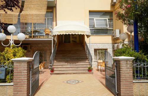 Pinarella Hotel | Hotel ITALIACERVIA