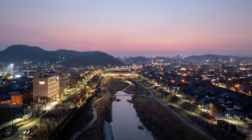 Jeonju Hotel | Hotel Jeonju Hanok Village