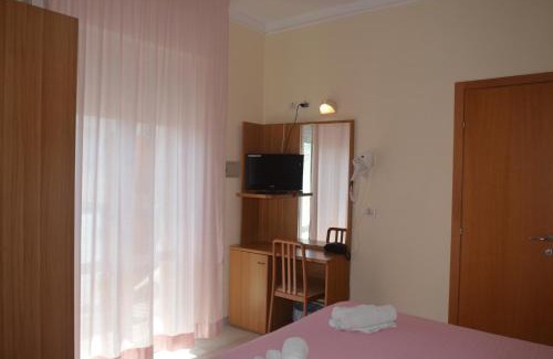 Marebello Hotel | Hotel Karin