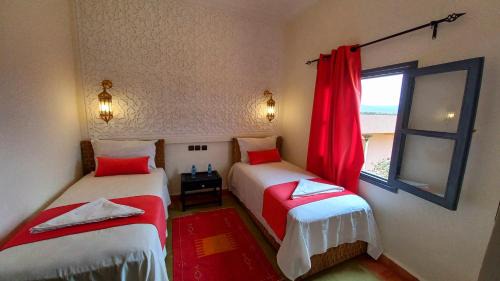 Nekob Bed & Breakfast | Hotel Kasbah Ennakhile - Authentic Stay in Nkob