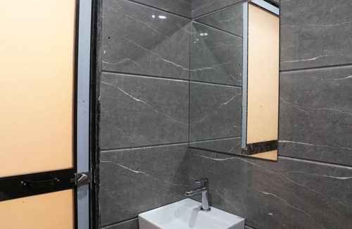 Kurla Cabin | Hotel King Residency