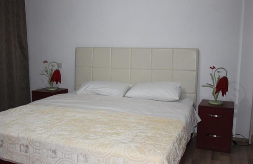 Bajram Curri Apartment | Hotel Kings Apartments