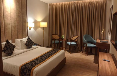 Raiganj Hotel | Hotel KLB Grand