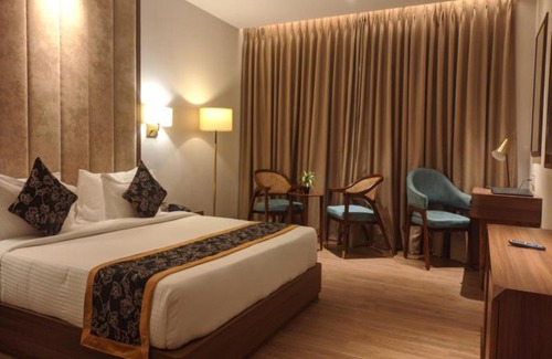 Raiganj Hotel | Hotel KLB Grand