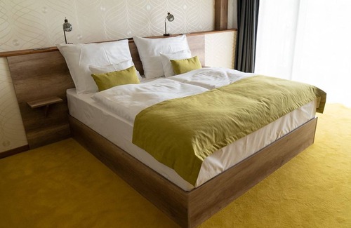 Ajka Hotel | Hotel Kristály