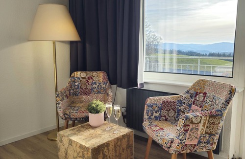 Sankt Maergen Hotel | Hotel Löwen by Mastiff