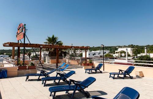 Torre Vado Hotel | Hotel La Collinetta