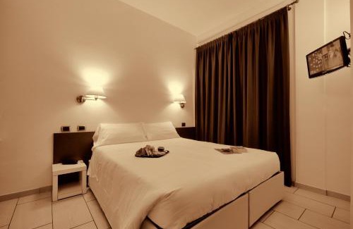 Cadrezzate Hotel | Hotel La Locanda