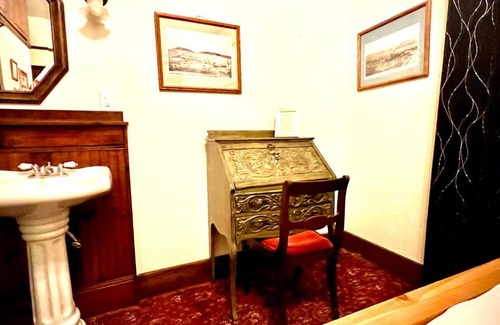 Bisbee Hotel | Hotel La More at The Bisbee Inn