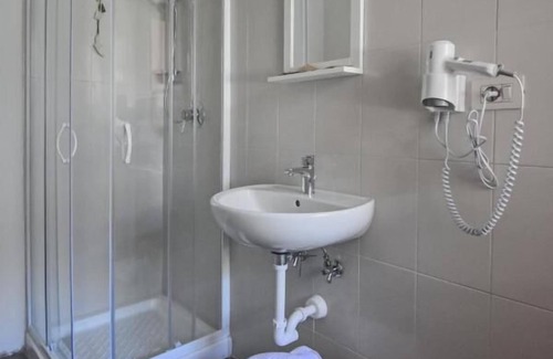 Marina di Carrara Hotel | Hotel la pineta