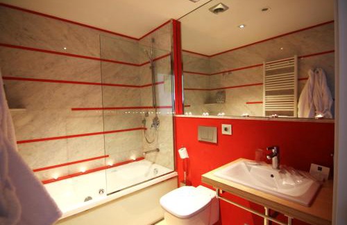 Campdevanol Hotel | Hotel La Sèquia Molinar