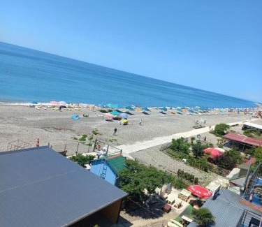 Kvariati Hotel | Hotel Lazuri