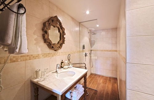 Celles Hotel | Hotel Le Saint Hadelin