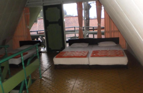 Ciloto Resort | Hotel Lembah Safari Cisarua