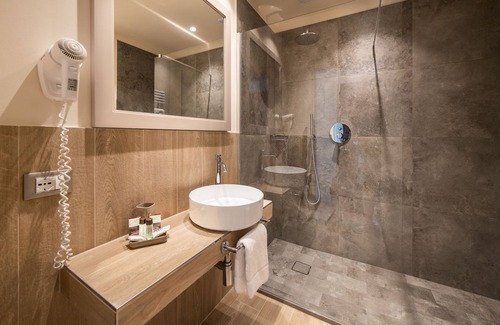 Viserbella Hotel | Hotel Life