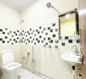 South West House | Hotel Lisa - Dwarka Sec 7
