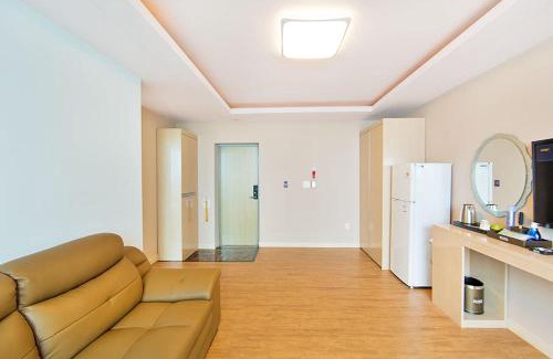 Kunip Hotel | Hotel Lohas