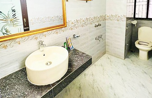 Uttara Hotel | Hotel Luxury Inn