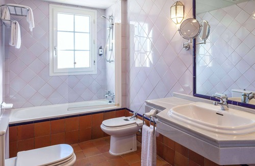 Distrito Centro Hotel | Hotel Macià Alfaros