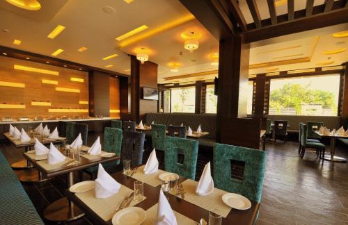 Sitapura Hotel | Hotel Marigold Jaipur