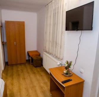 Dumbraveni Hotel | HOTEL MARION POIANA