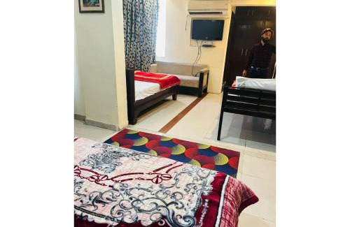 Amer Fort Road House | Hotel Maziz Prime, Jaipur