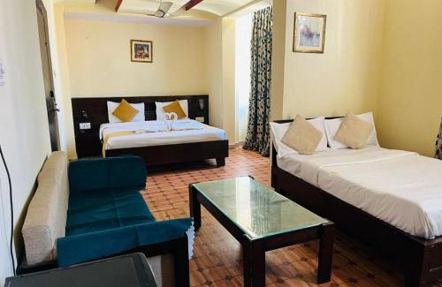 Amer Fort Road House | Hotel Maziz Prime, Jaipur