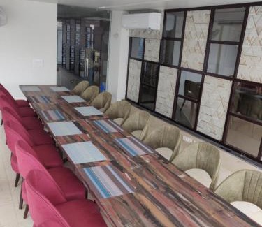 Kota Hotel | hotel meera lok