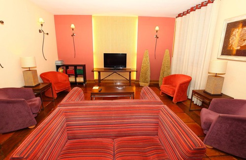 Yesa Hotel | Hotel Monasterio de Leyre
