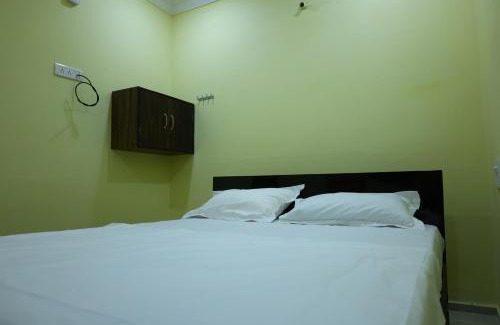 Srikalahasti Hotel | Hotel MSN - Near Srikalahasti Temple